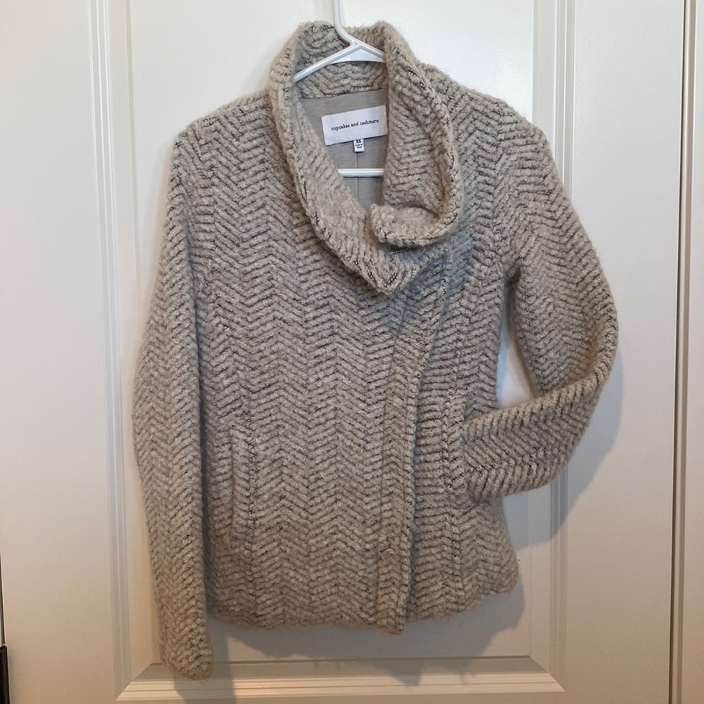 LIKE NEW Super Soft Jacket